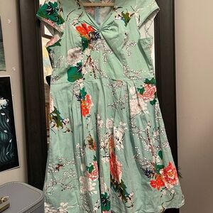 Amazon Women's Floral Dress in Green and Red